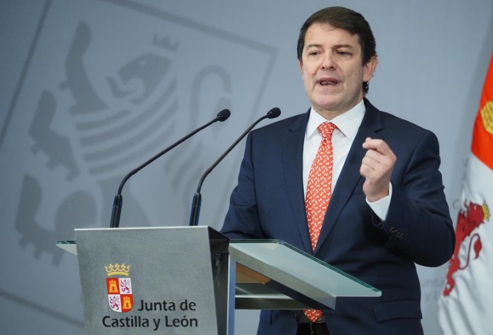 El presidente de la Junta de Castilla y León, Alfonso Fernández Mañueco, en una rueda de prensa anterior. Foto Photogenic/Claudia Alba - EP